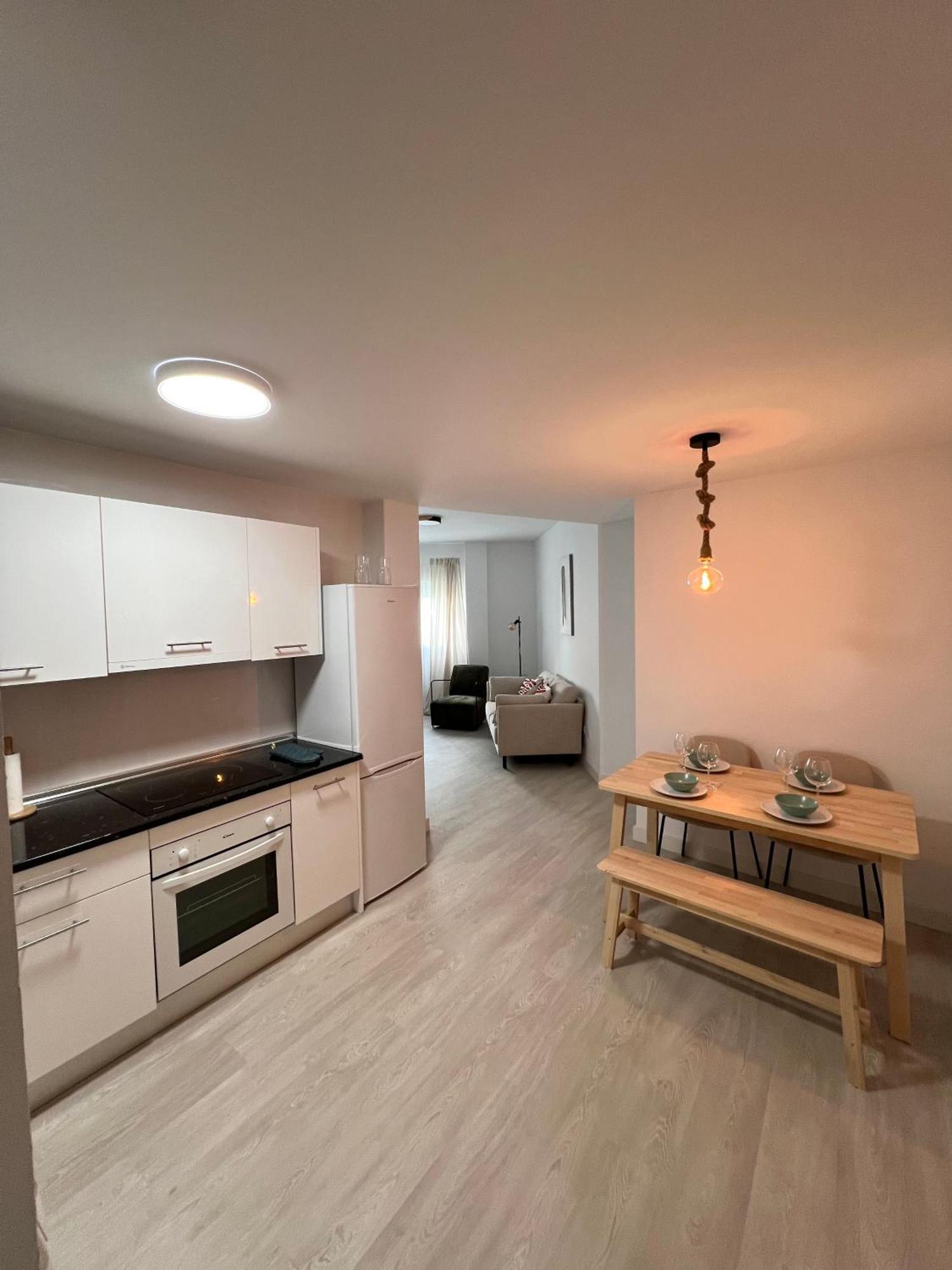 Amazing Apartment City Center - Optional Parking Málaga Buitenkant foto