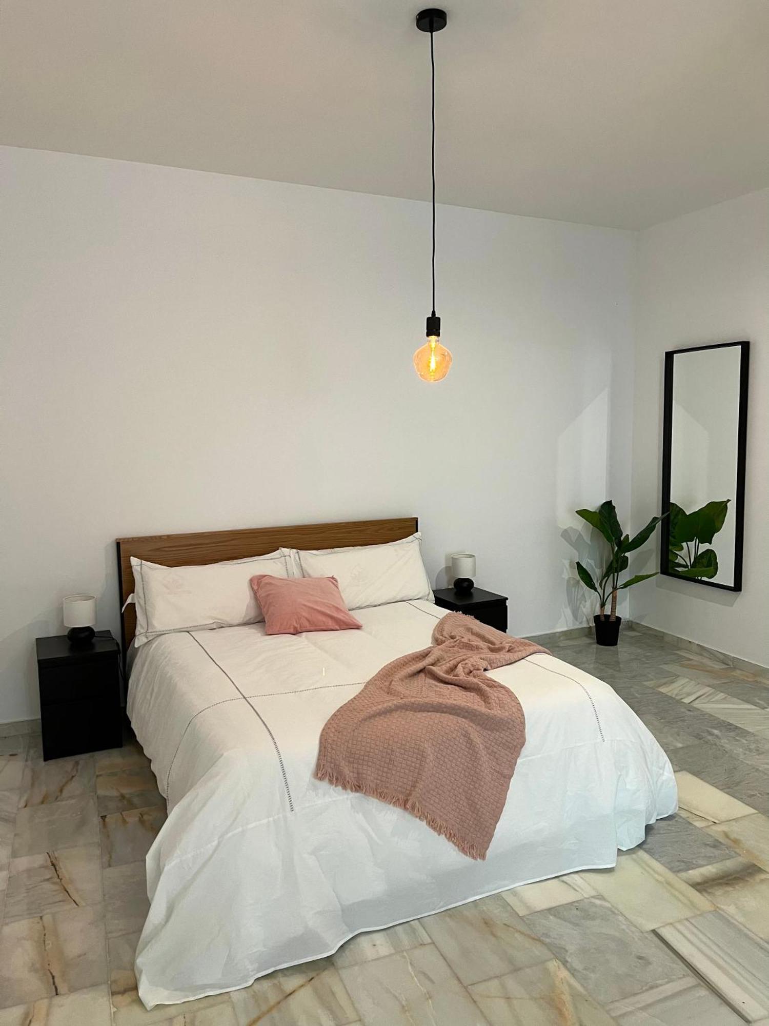 Amazing Apartment City Center - Optional Parking Málaga Buitenkant foto